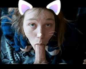 Kitty kat like to lick