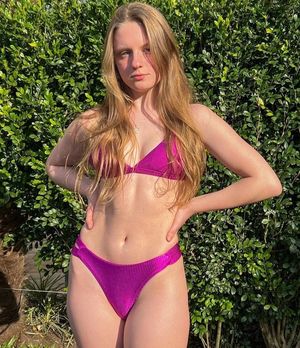 Sexy lil blonde slut Eduarda Quiarelli