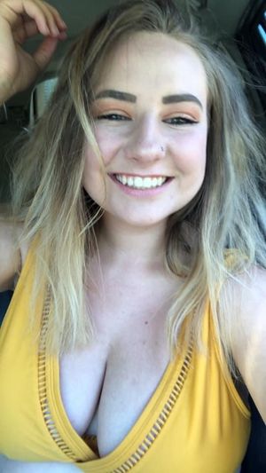 would love to fuck her!