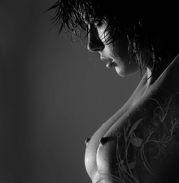 Greyscale 011