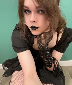 Gothic femboi