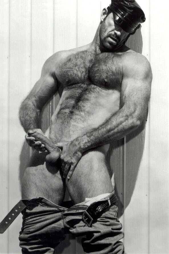 Masculinity-Leather-Daddy