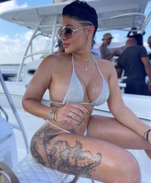 Gorgeous stunning Latina queen