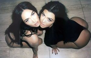 Kourtney Kardashian and Megan Fox sexy POV