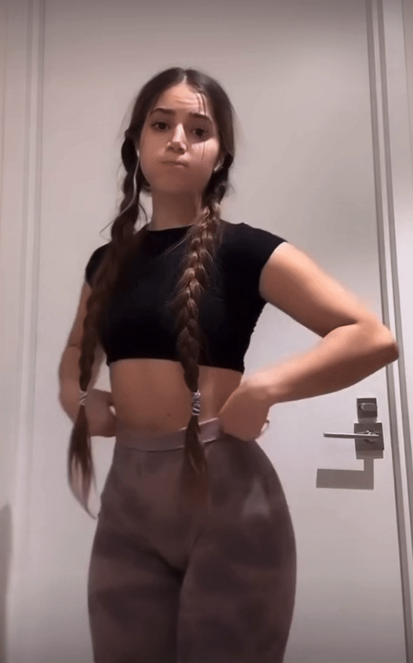Hot brunette with huge ass