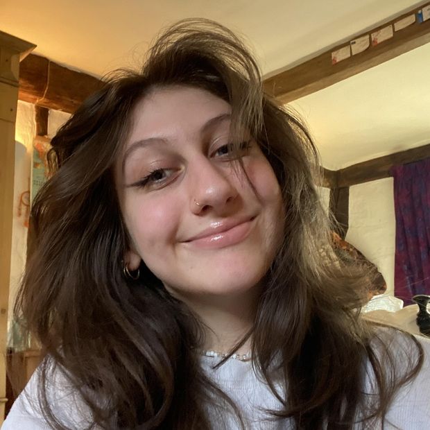 Sexy Molly, she might look innocent, but those lips have seen more dicks than most