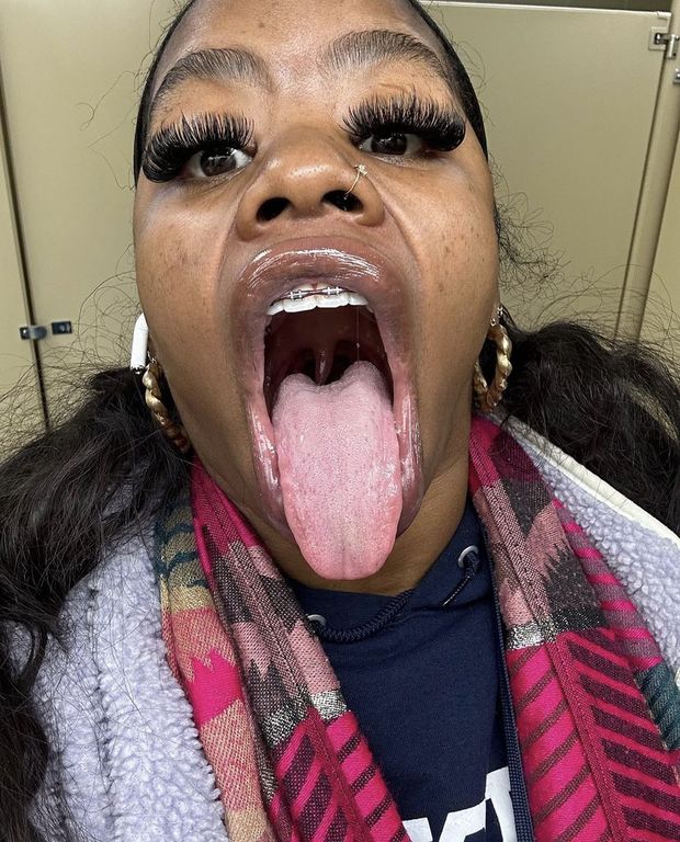 I’d stuff her mouth full