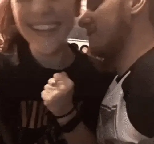 smile paused