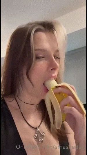 BANANA