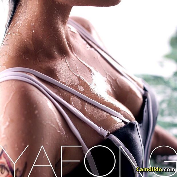 This women is looking  so damn georgius