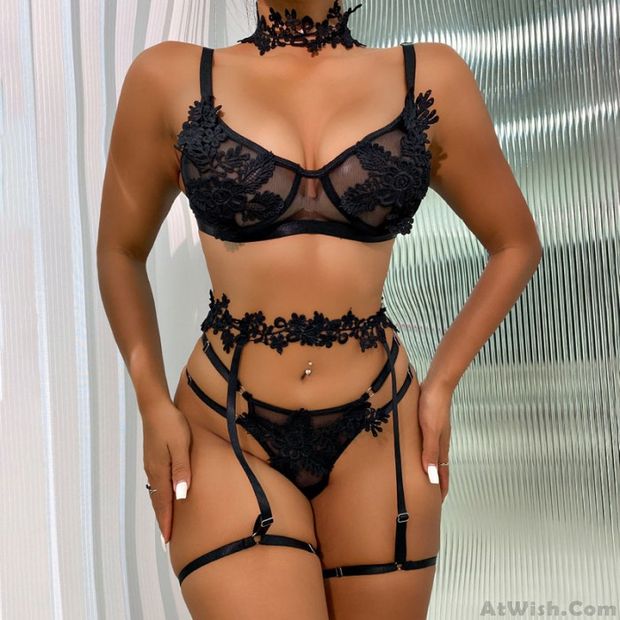 Sexy Embroidery Flower Bra Underwire Panty Garter Belt With Neck Ring 4 Piece Set High Rise Underwear For Women Lace Mesh Intimate Lingerie
