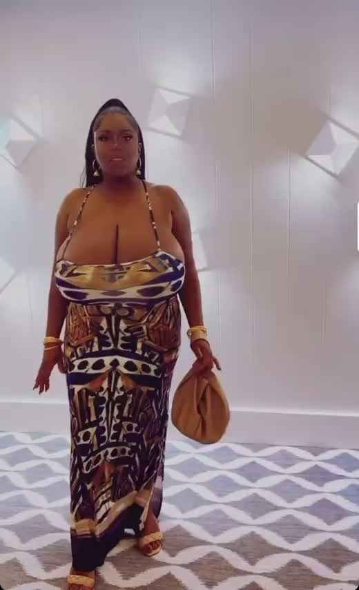 Maserati XXX huge tits