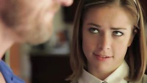 Sexy amateur teen babe