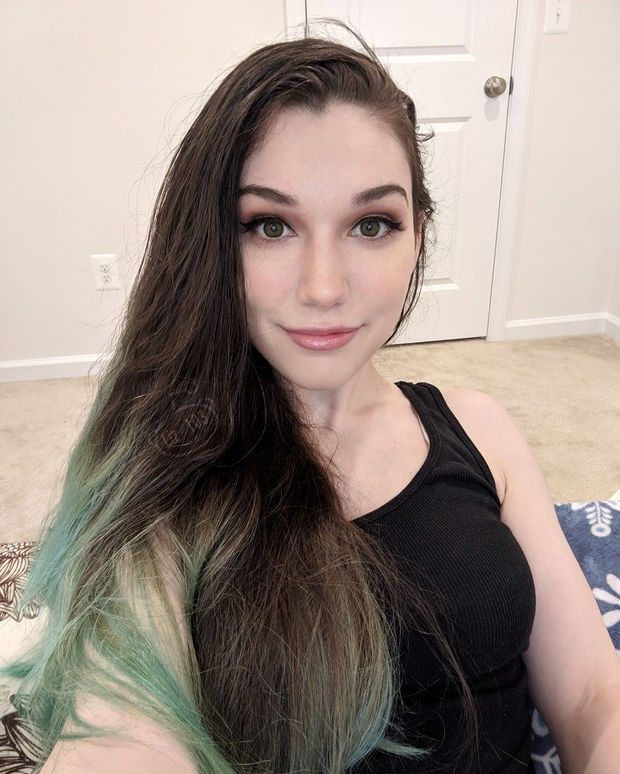 Brunetter selfie