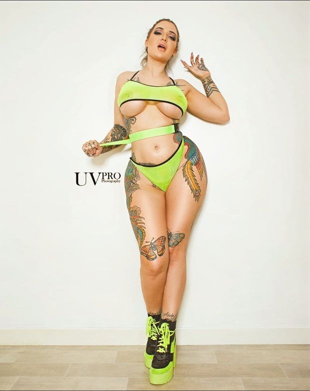 Alexxa vice