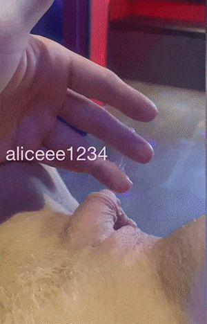 u/aliceee1234 "My Big Clit and a lot of honey"