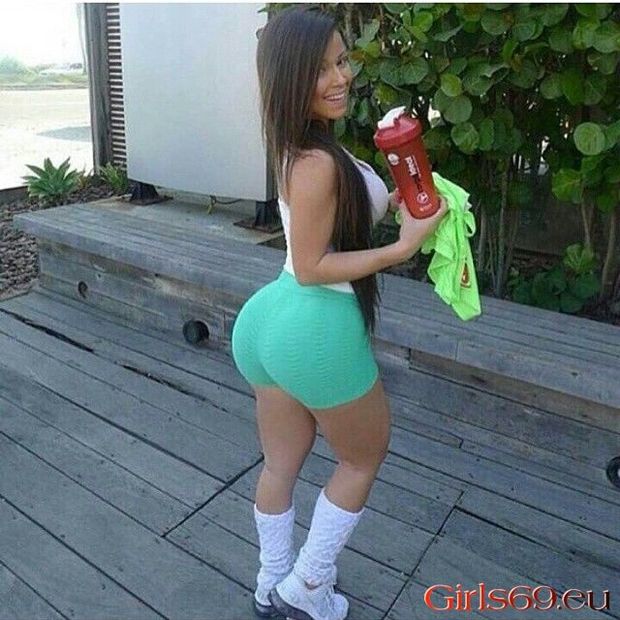 i wanna lick her so good
