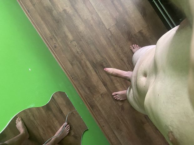 Morning wood, need some pussy