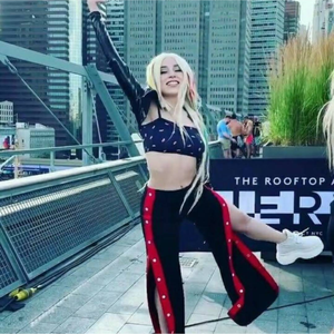 Ava max
