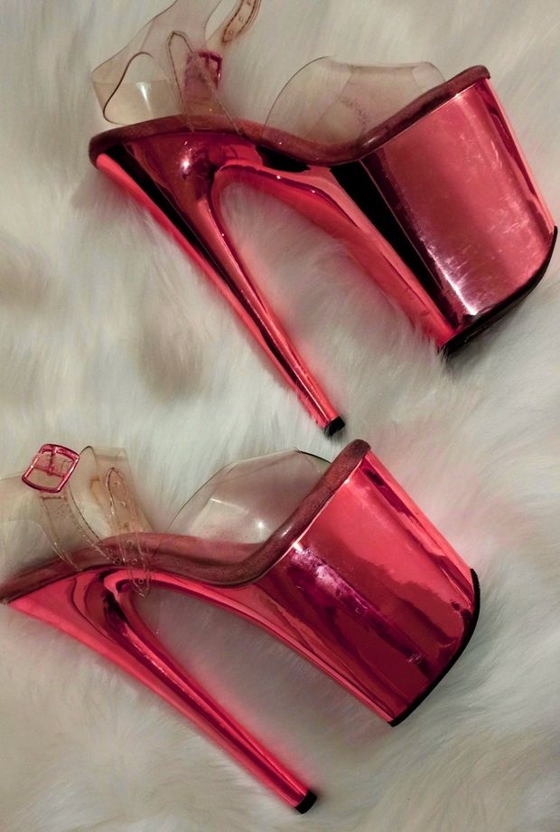 metalic pole dance high heels