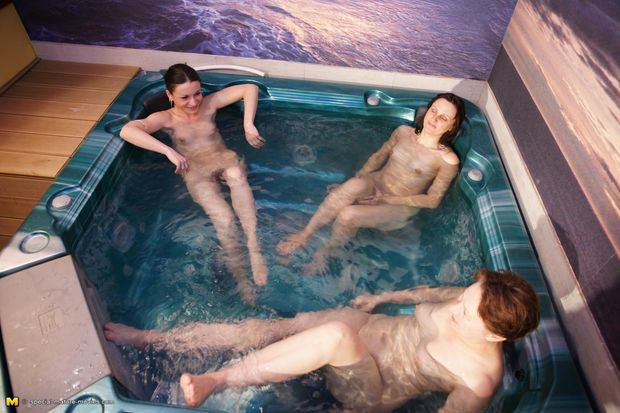 hot tub