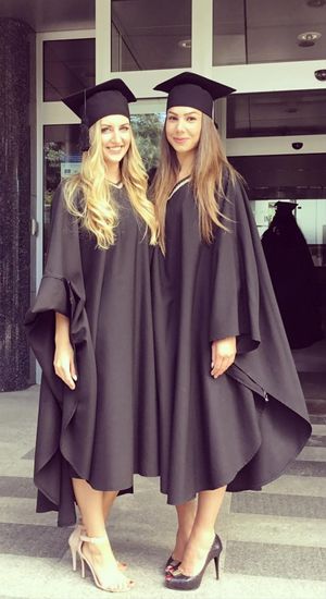 Threesome with sexi students! ❤️