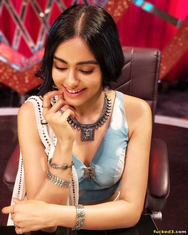Such a sexy women!
