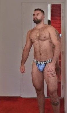 Hairy male ES
