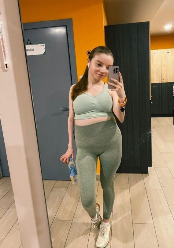 Pregnant slut