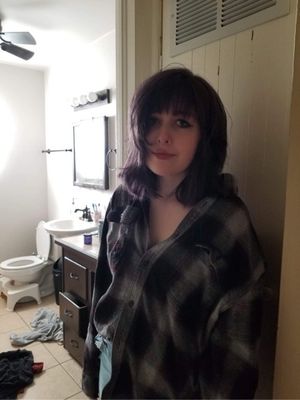 Sexy lil teenslut Mackenzie Roberts