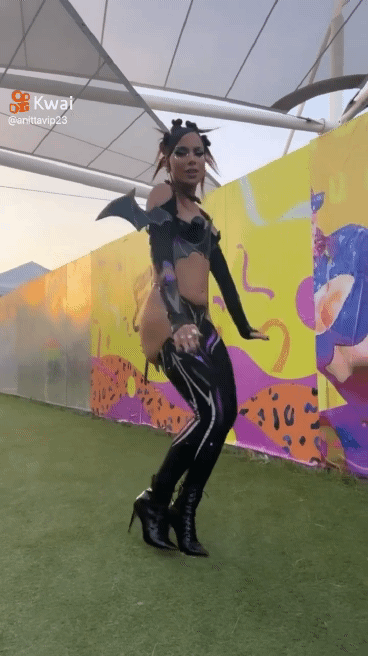 Anitta 2