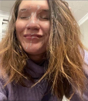 Zakia cumshot facial