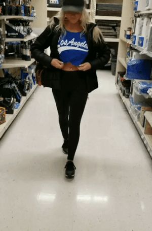 krystal_a_fit public flashing