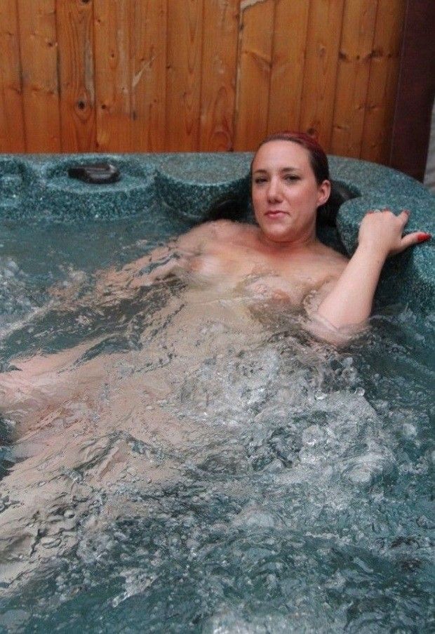 thanks for letting me use your hot tub guys, i have to meet my husband in an hour, fancy a dip...