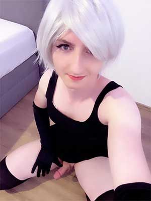 Pale transsexual in Warren, Ohio offering a moment of calm and pleasure with her