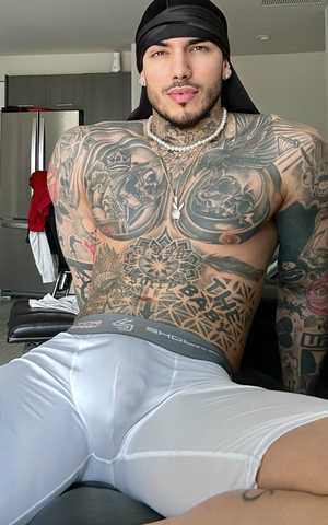 Tats and Bulges