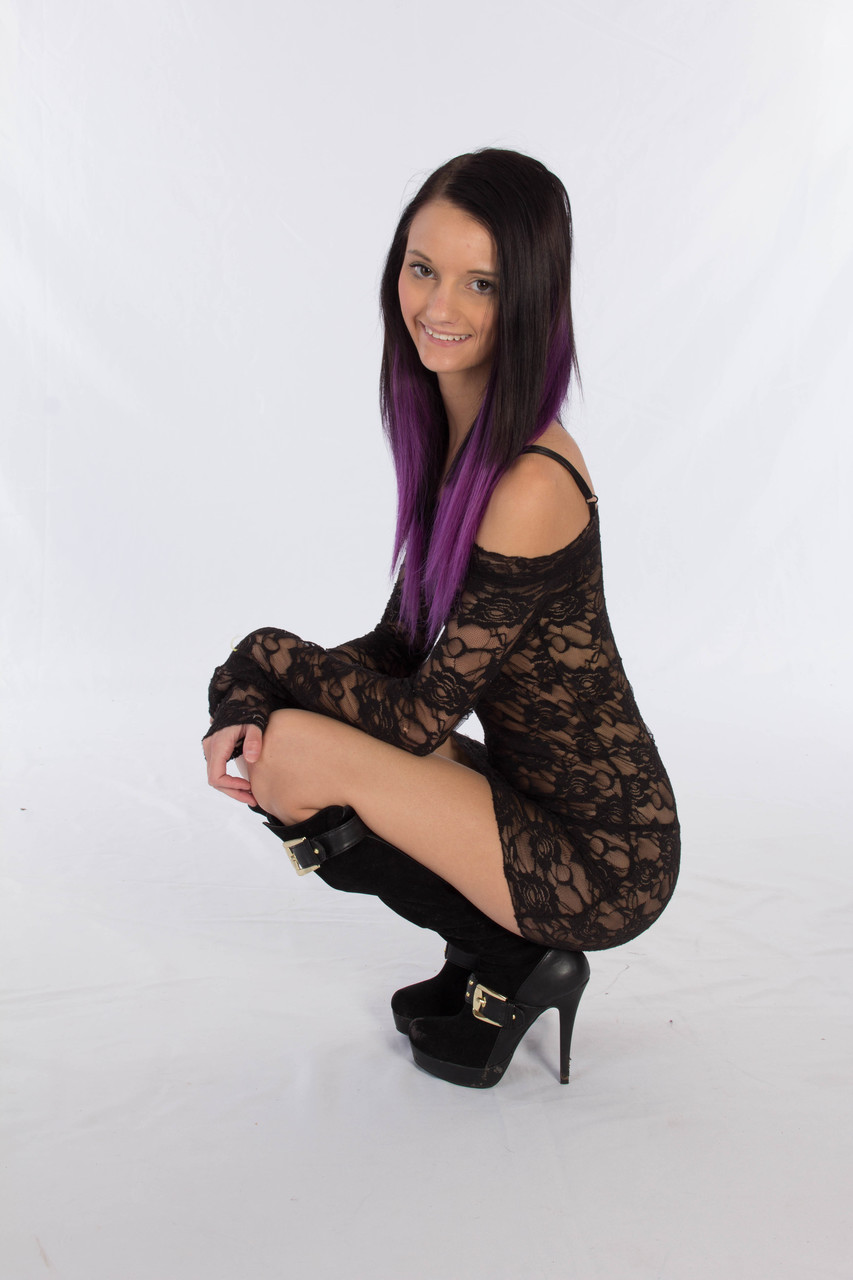 Pose: Squat
