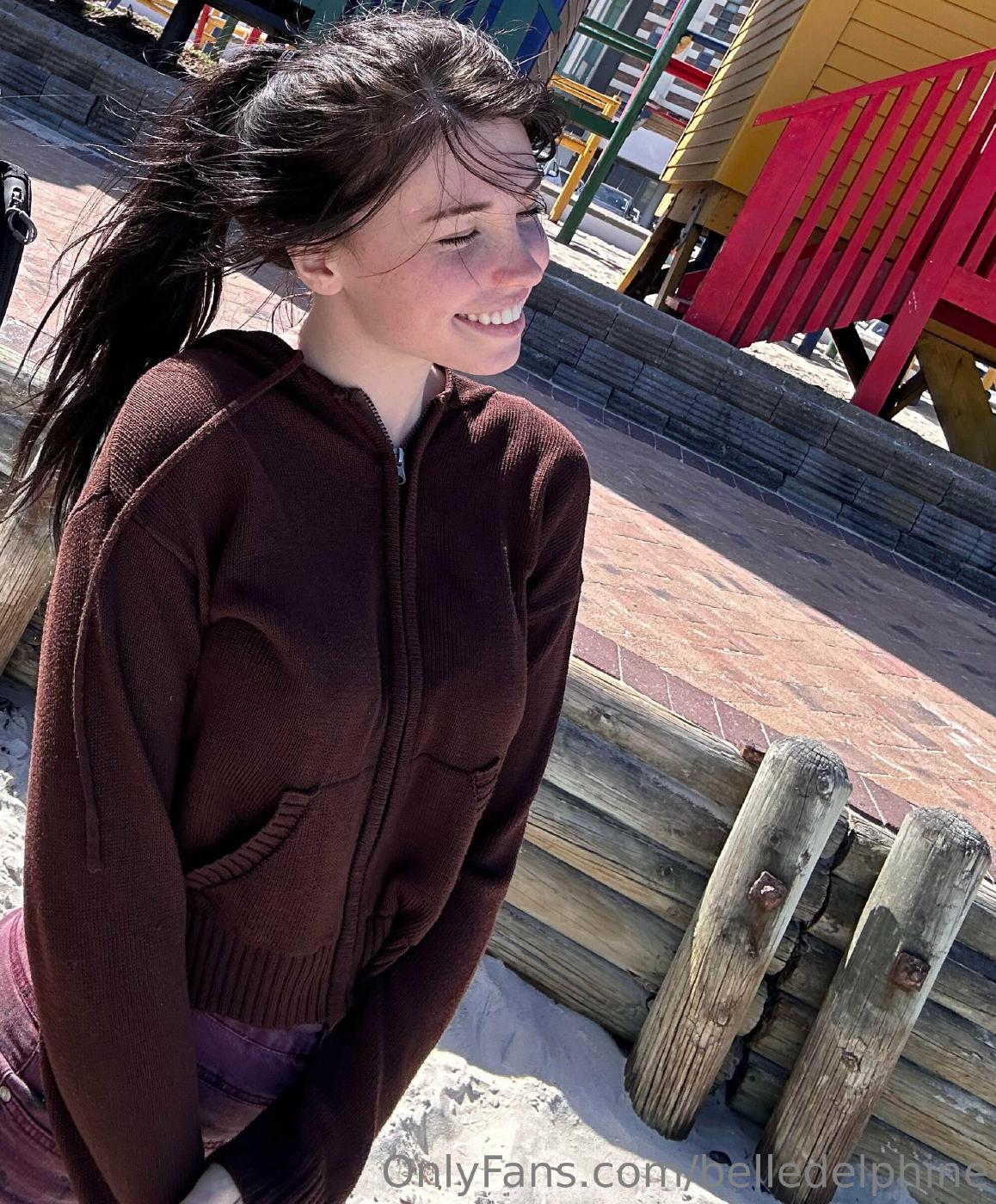 Belle D