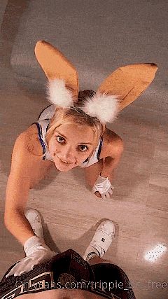 Lola Bunny giving head