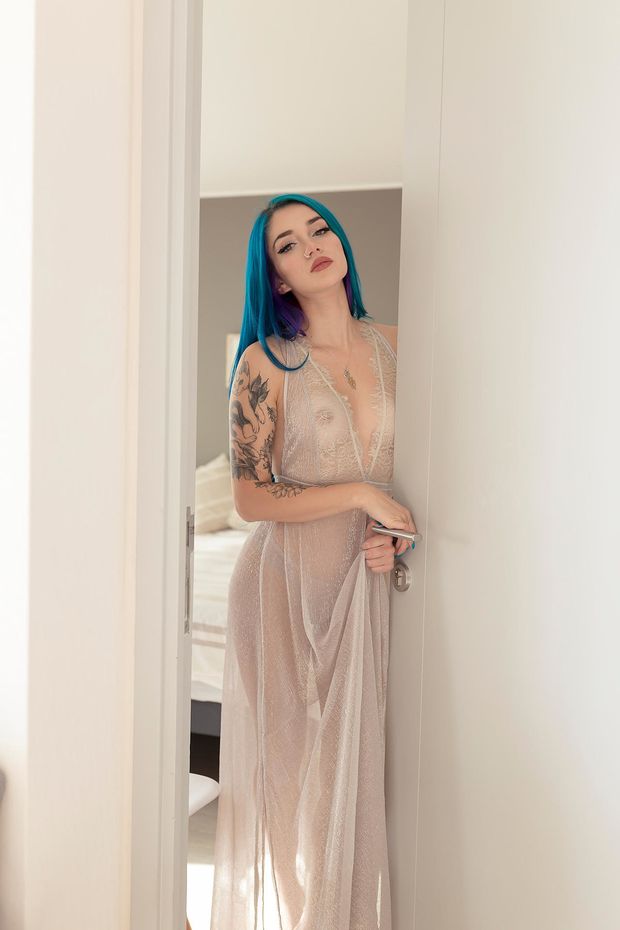 Sexy blue