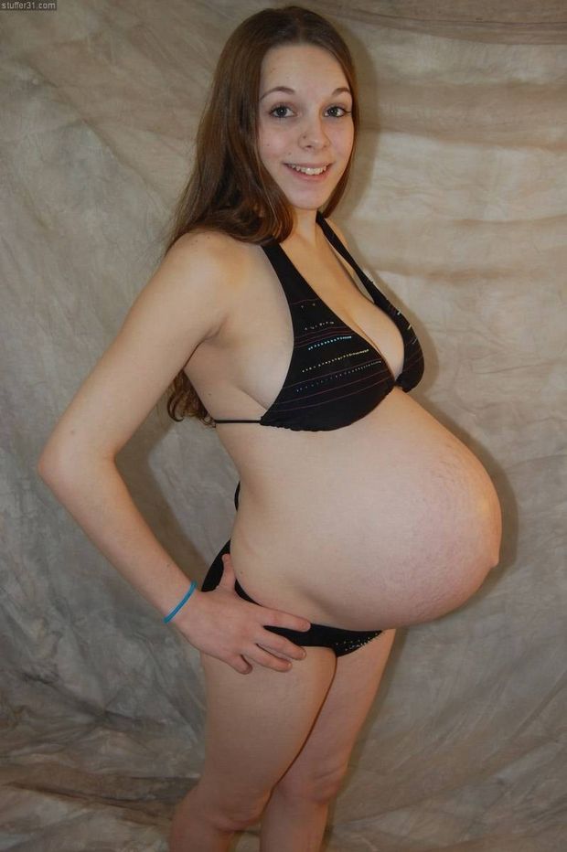 Beauty Preggo - Big Belly - Your Navel just pop out!