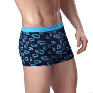 Malla con estampado de labios sexy Talla extra Tanga Lencería Boxers Calzoncillos Transpirable Sissy Ropa interior de los hombres Calzoncillos