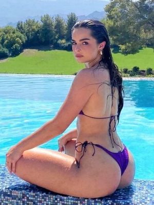 Addison rae ass bikini