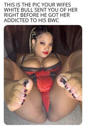 God I'd LOVE to eat that sweet chocolate pussy for her