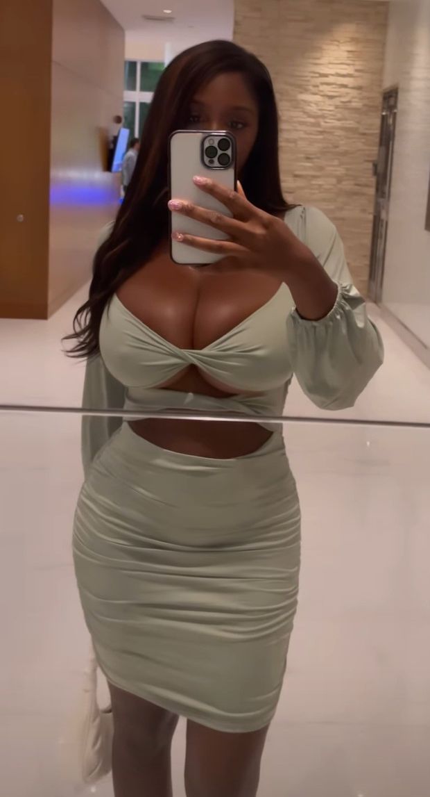 Ellie Mae pale green dress full body selfie