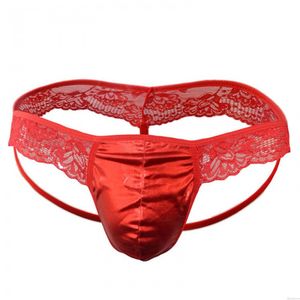 Cuero de imitación de empalme de encaje sexy Bolsa abultada Tanga Calzoncillos Lencería transpirable de tiro bajo para hombres Marica Ropa interior Calzoncillos