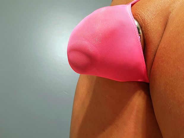 Sexy bulge is ready for the beach ⛱️