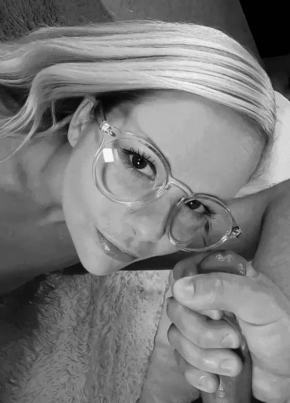 Cum on my glasses