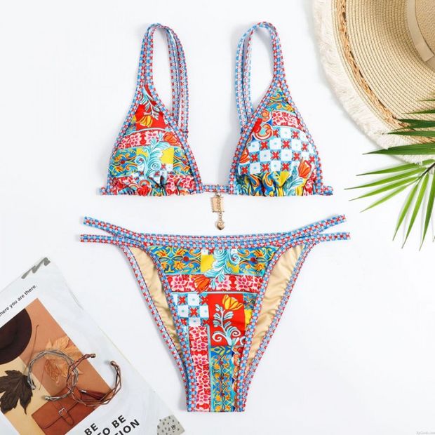 Sexy Populaire Totem Fleur Maillot de bain de plage Maillot de bain Sangle Coloré Deux pièces Femme Maillots de bain Bikini