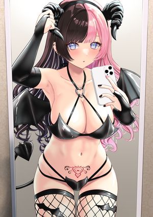 ハロウィンおうちコスプレ自撮り